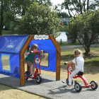 Station de lavage extérieure pour vélos d'enfants