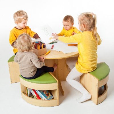 Ronde Tafel & Stoel Set 5 stuks.